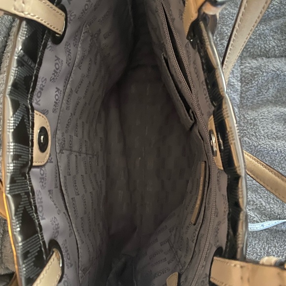 Silver Michael Kors Tote - Picture 2 of 3